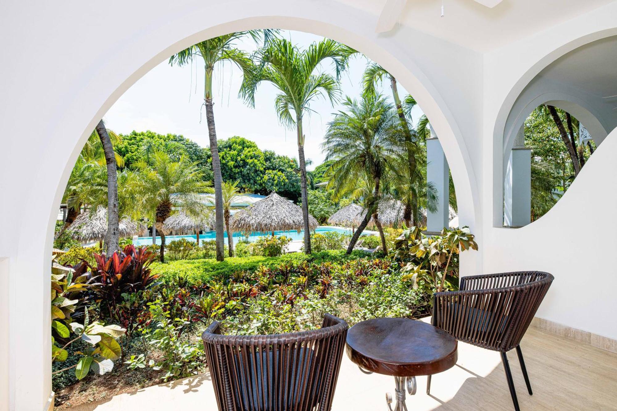 Hotel Tamarindo Diria Beach Resort الغرفة الصورة