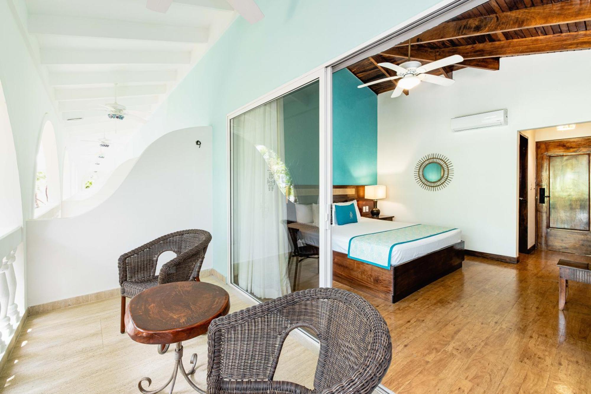 Hotel Tamarindo Diria Beach Resort الغرفة الصورة