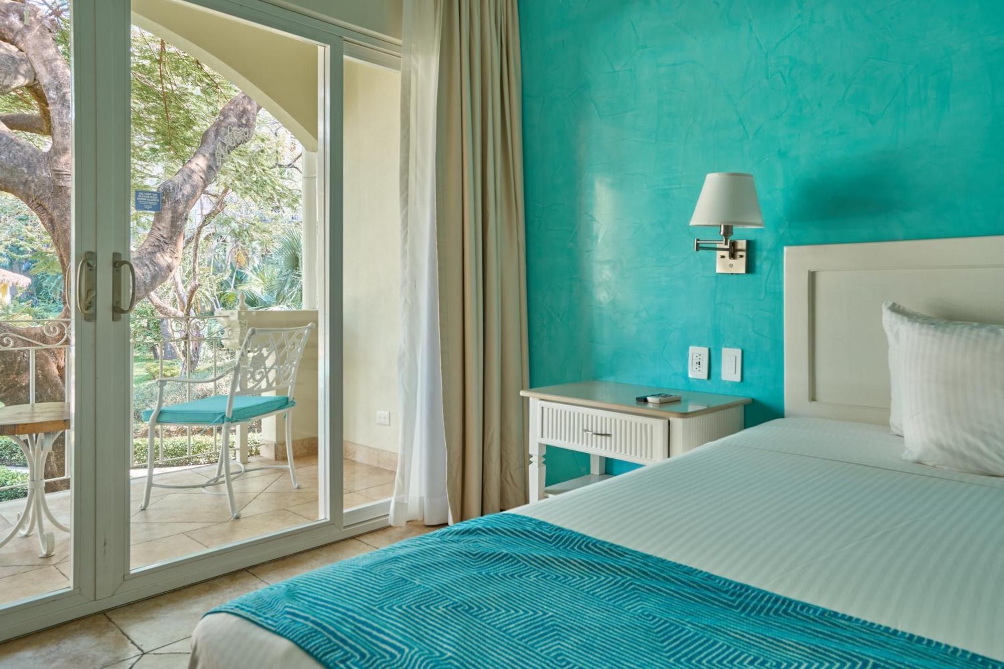 Hotel Tamarindo Diria Beach Resort الغرفة الصورة